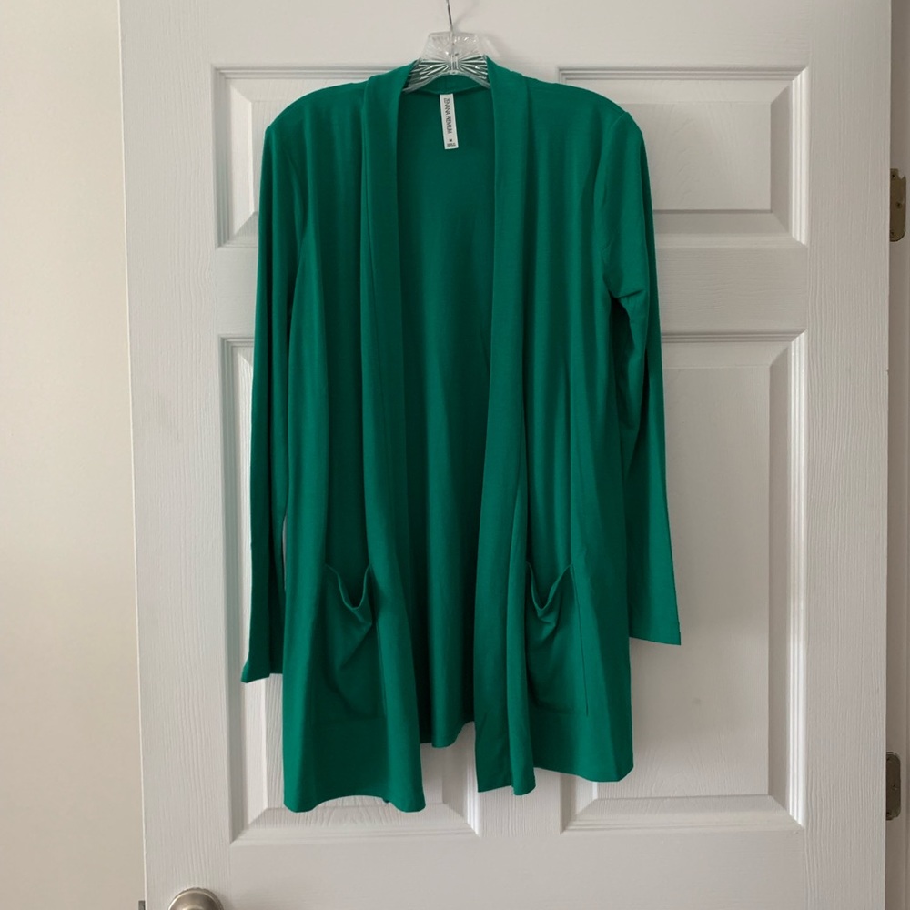 Ladies M Cardigan